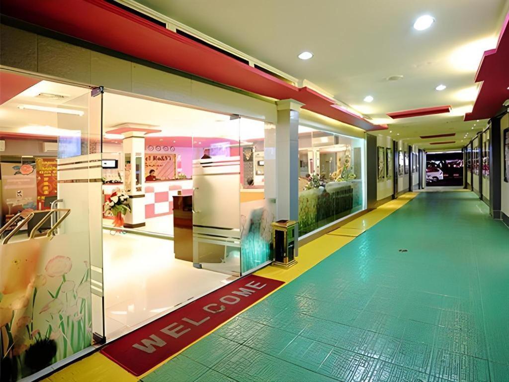 Hotel Rovi Boutique Джакарта Екстериор снимка