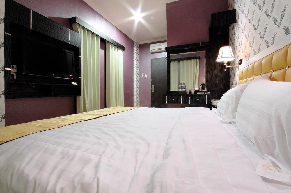 Hotel Rovi Boutique Джакарта Екстериор снимка