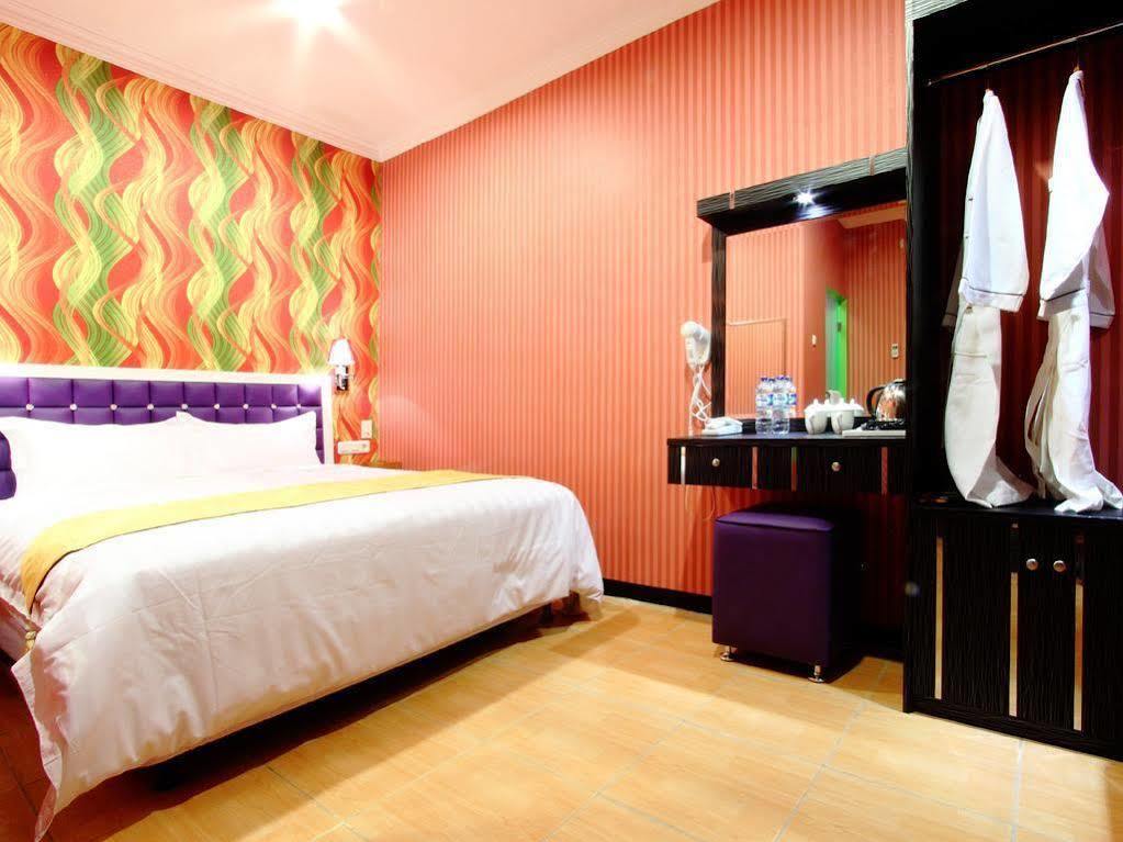 Hotel Rovi Boutique Джакарта Екстериор снимка